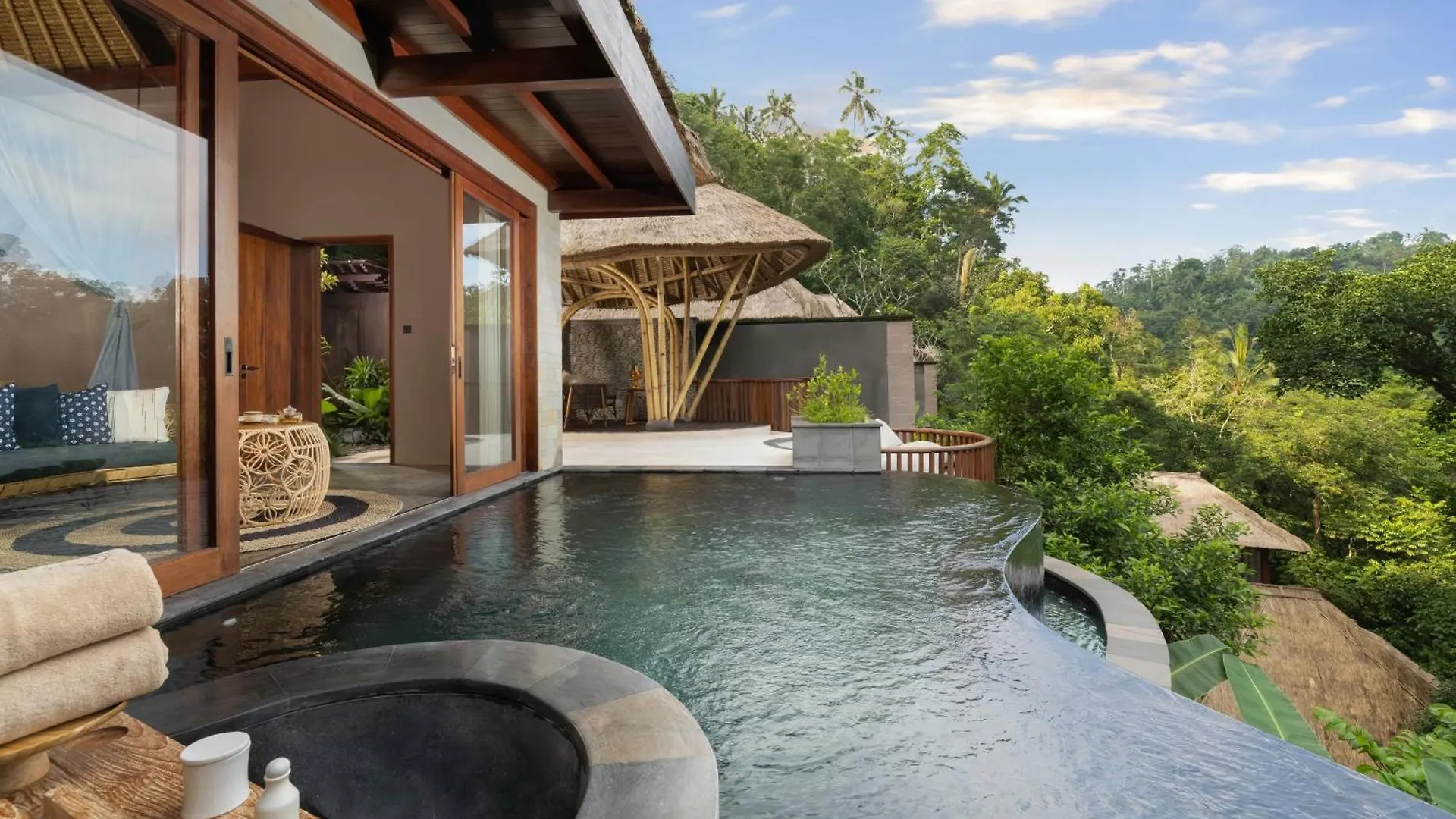 Akohara Buahan Village Retreat Payangan